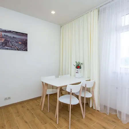 під голоском 8 Apartmán Lvov